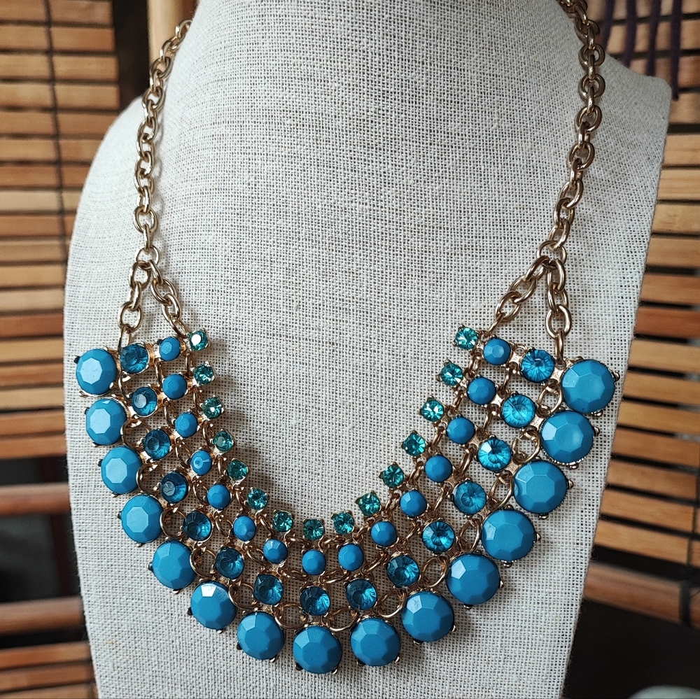 Azure Blue Rhinestone and Acrylic Bib Necklace Vintage Turquoise Color Gold Tone